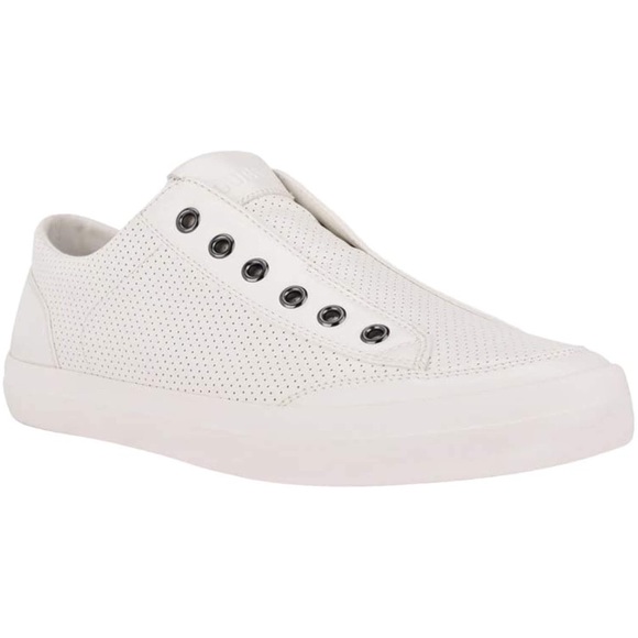 New GUESS Men's Milty Slip-On Low-Top Sneakers SZ 8 - Picture 1 of 4